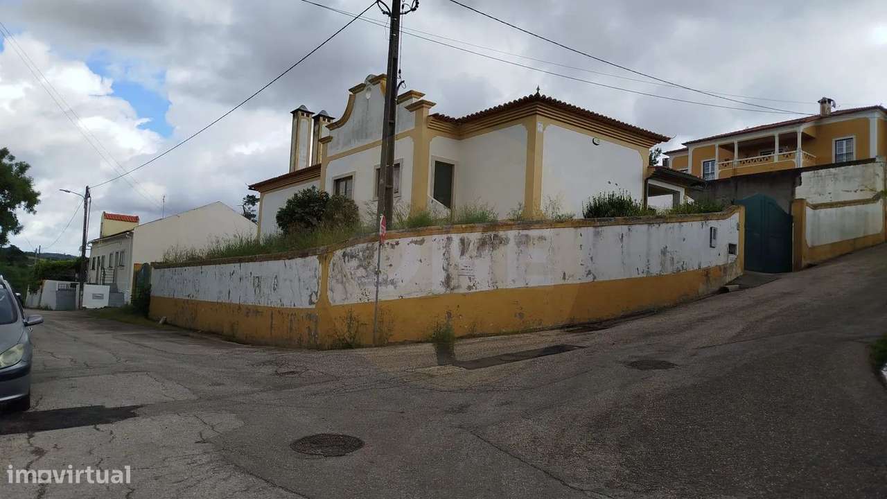 Fábrica de Enchidos em Funcionamento-0