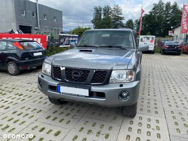 Nissan Patrol - 4