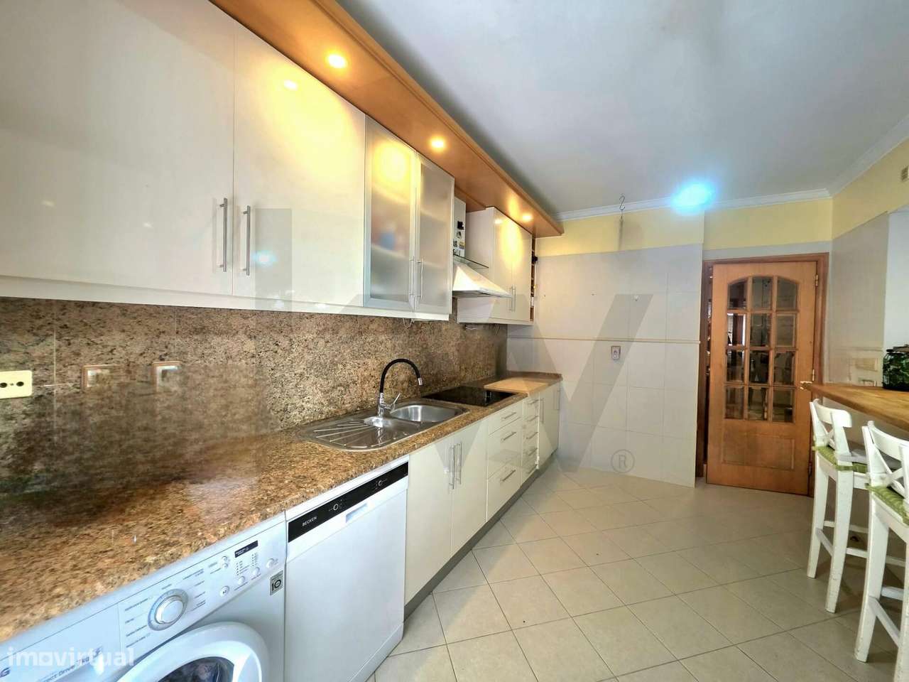 Apartamento com 2 quartos, Terraço de 50m2 e Garagem Fechada na Encost - Grande imagem: 4/26