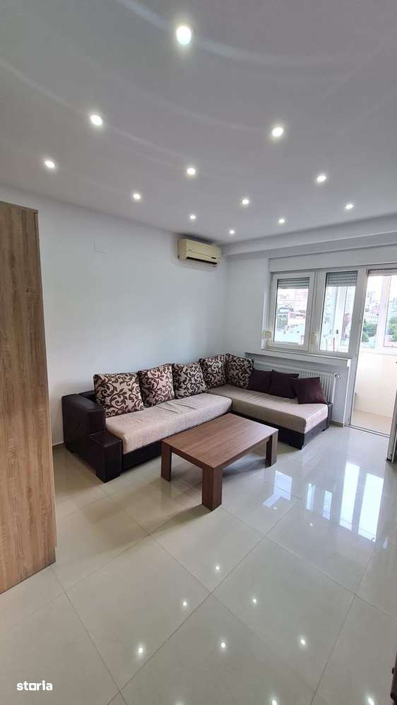 Apartament cu 2 camere Romana - Universitate *Tip studio - Imagine principală: 3/7