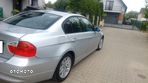 BMW Seria 3 320i - 3