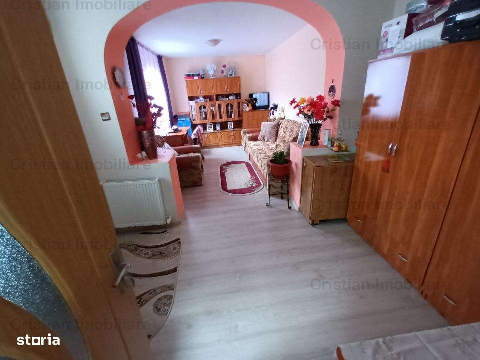 Casa BUNA Caramida 4 cam Scolilor-Republicii mobilata - Imagine principală: 5/13