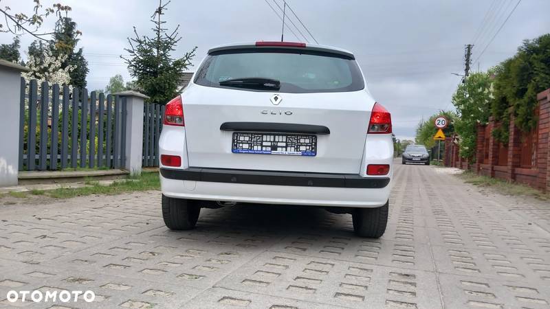 Renault Clio 1.2 16V Grandtour Rip Curl - 9