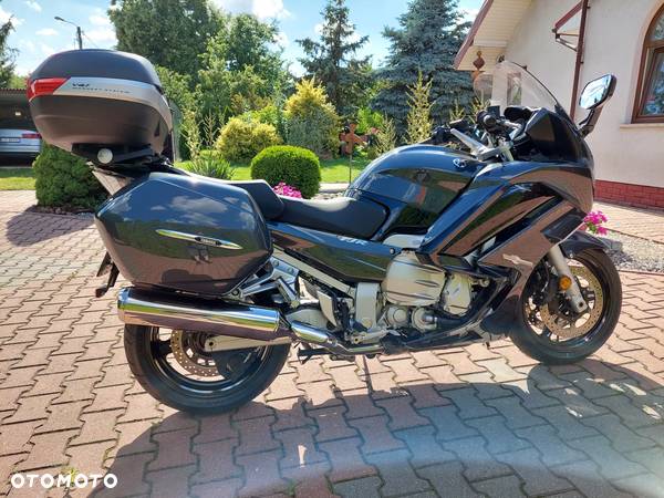 Yamaha FJR - 7