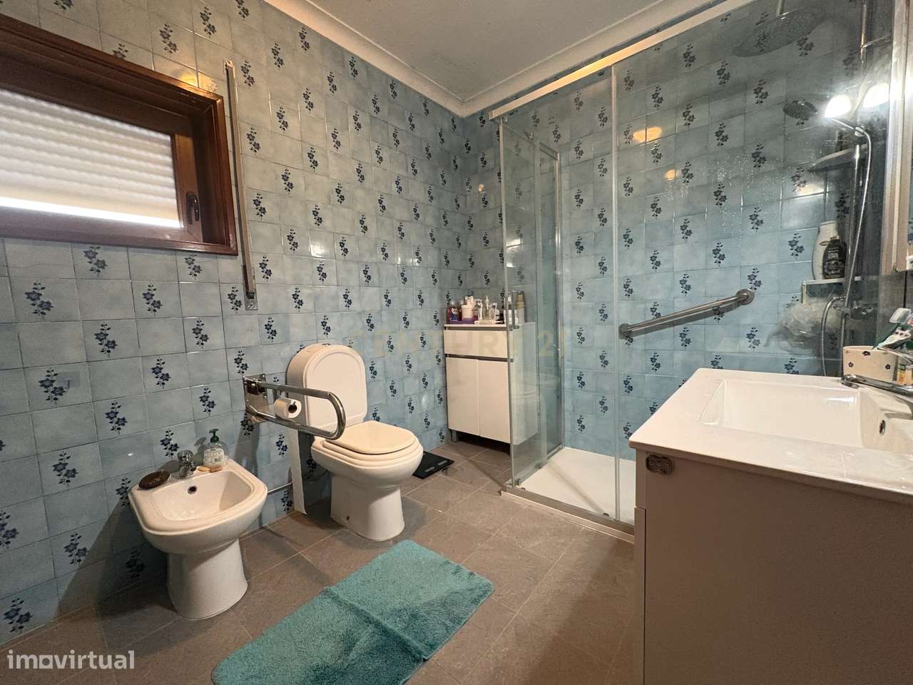 Moradia T7 com Vista Mar e Elevado Potencial em Areosa-26