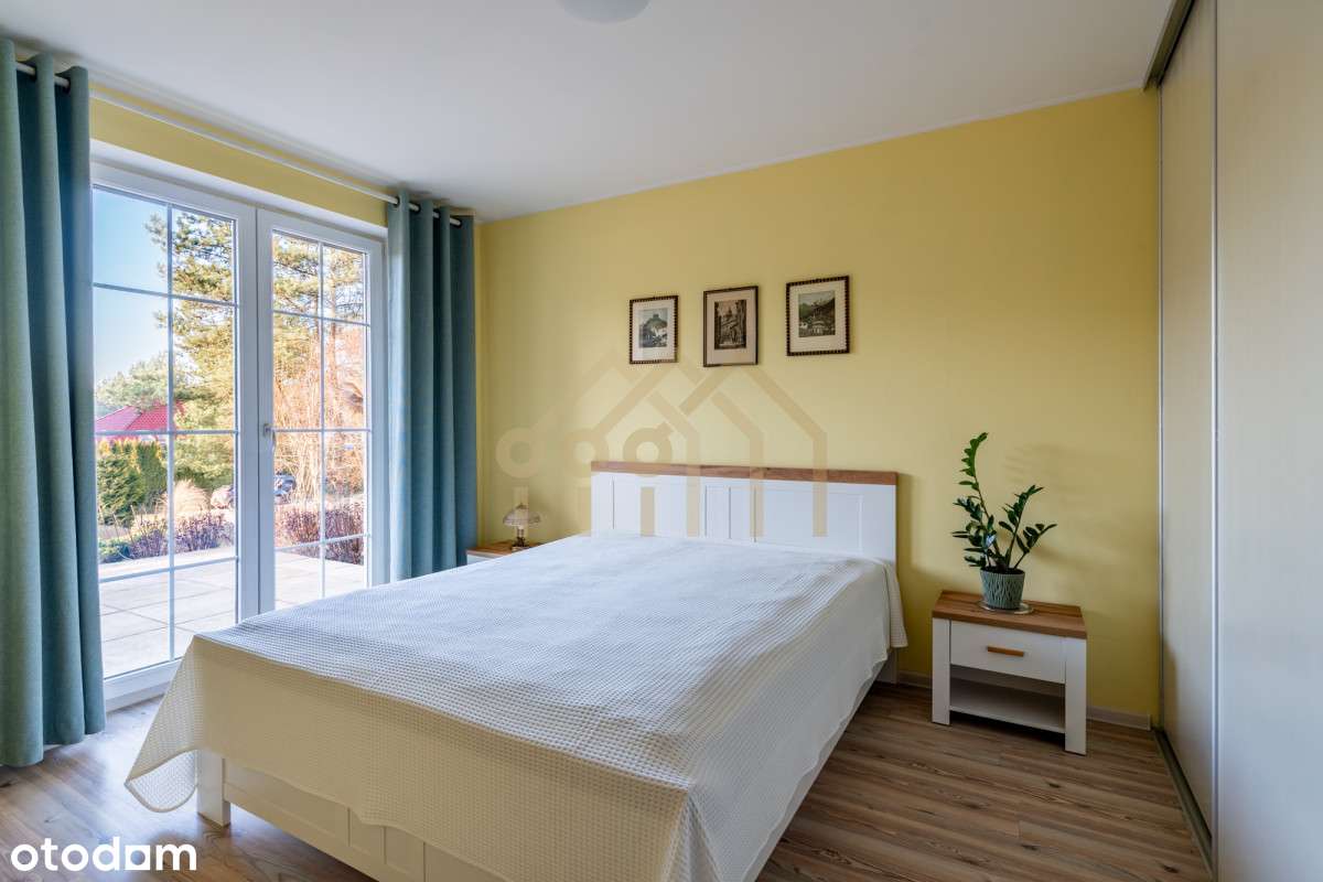 Komfortowy dom z pięknym ogrodem-10