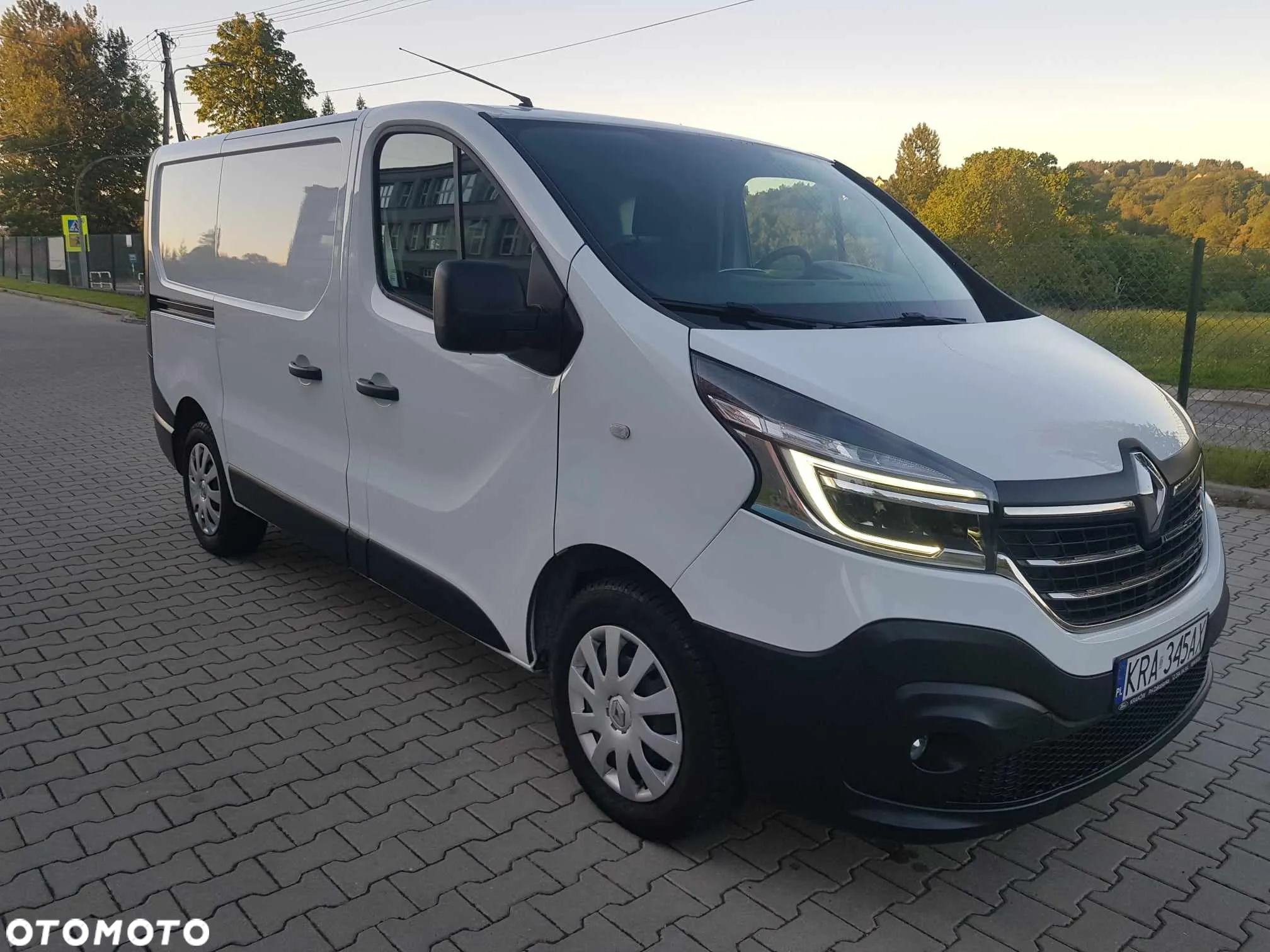 Renault Trafic - 8