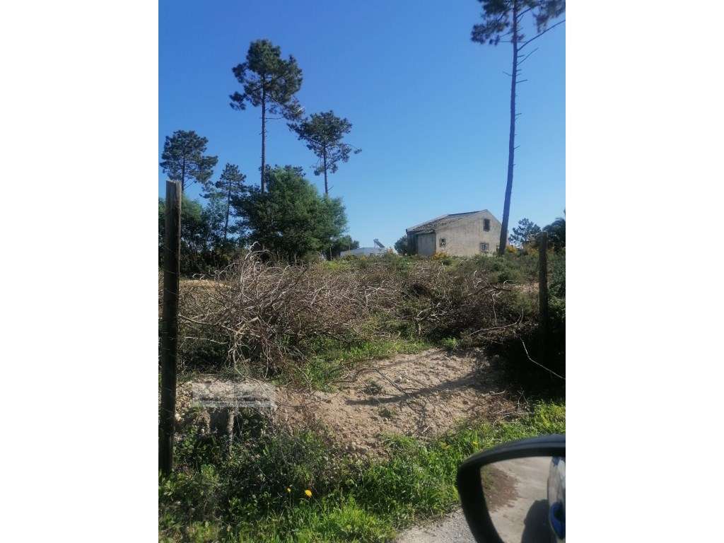 Terreno urbano com 3977 m2 na Aroeira, Charneca de Caparica.-6