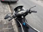 Yamaha NMAX - 7