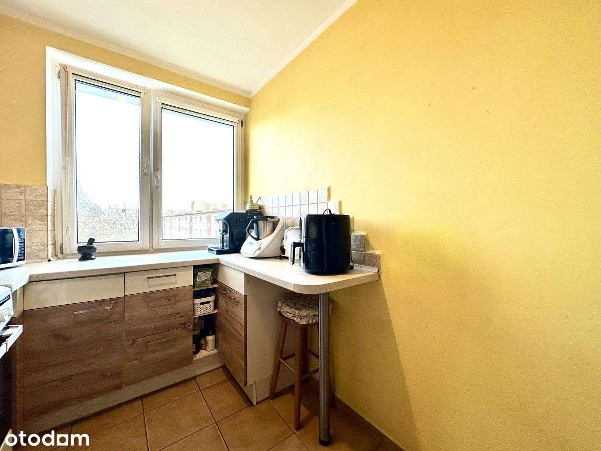 5 pokoi / 85 m2 / balkon / osiedle Zachód / Starga-11