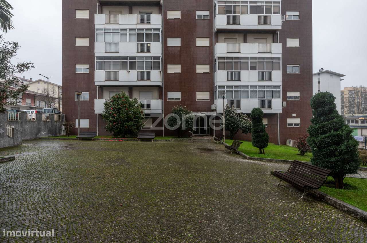 Apartamento T4 - Grande imagem: 3/36