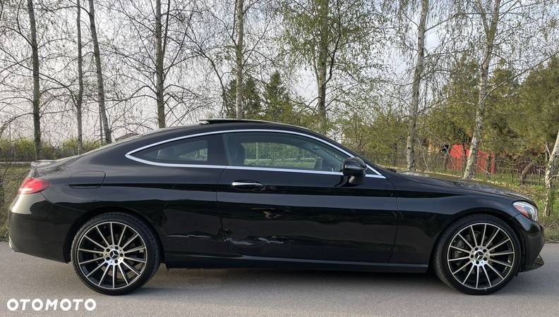 Mercedes-Benz Klasa C 300 4Matic 9G-TRONIC - 9