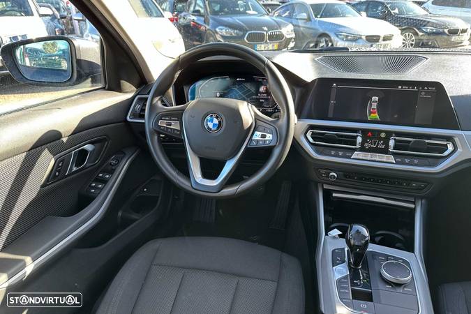 BMW 330 e Corporate Edition Auto - 11