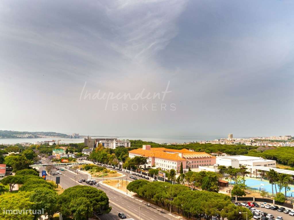 APARTAMENTO T4 TOTALMENTE REMODELADO NAS TORRES DO RESTELO, COM VIS...-35