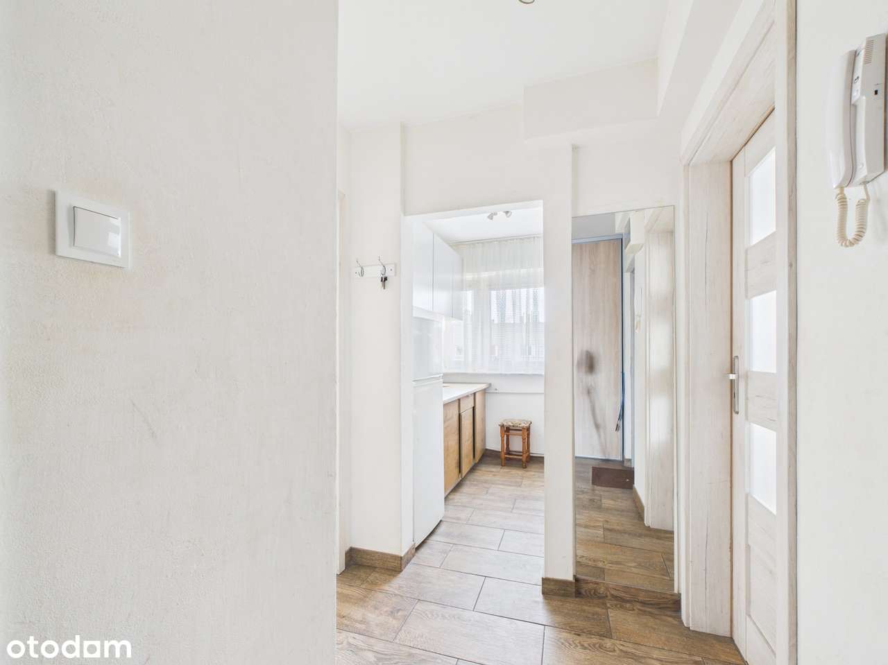 Warszawskie Włochy – mieszkanie w perfekcyjnie skomunikowanej okolicy - Pełny obrazek: 2/16