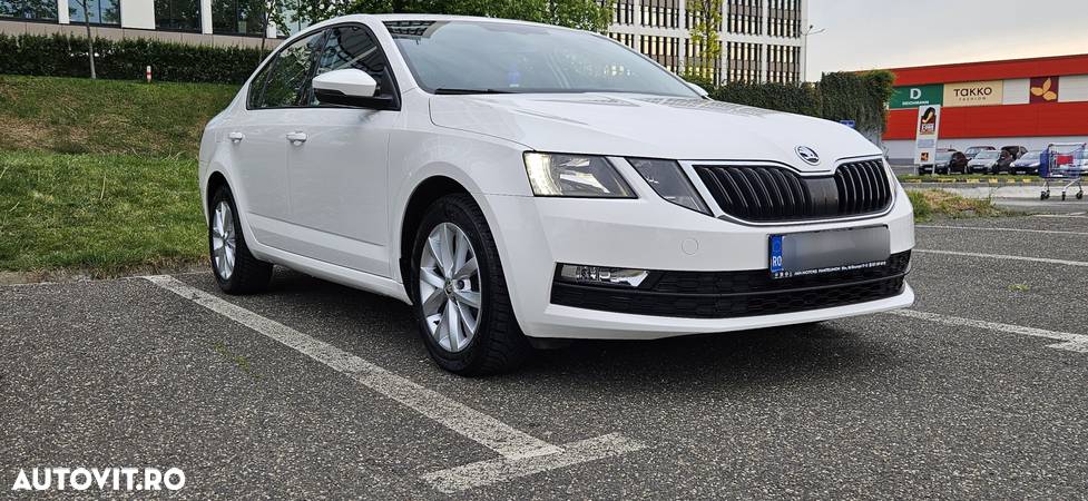 Skoda Octavia 1.6 TDI Ambition - 1