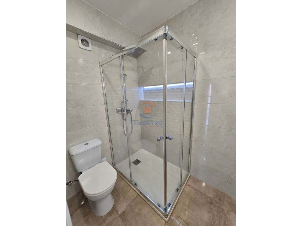 Apartamento T2 Totalmente Remodelado | Quinta do Pinheiro, Pontinha-28