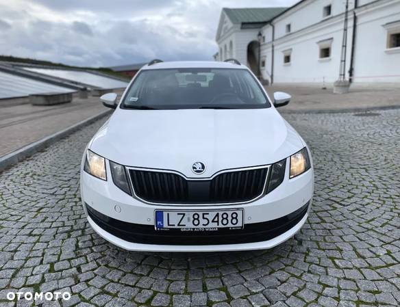 Skoda Octavia 2.0 TDI Ambition DSG - 4