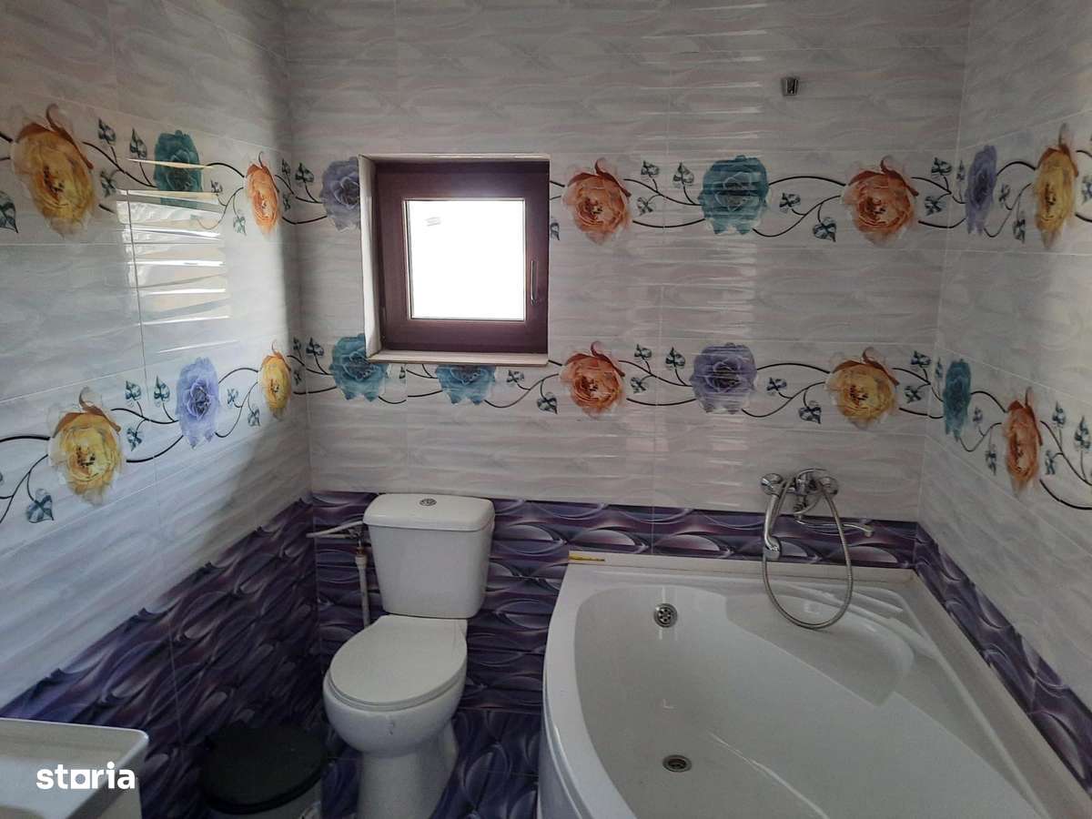 Proprietar, închiriez vilă in Năvodari, județul Constanța - Imagine principală: 5/10