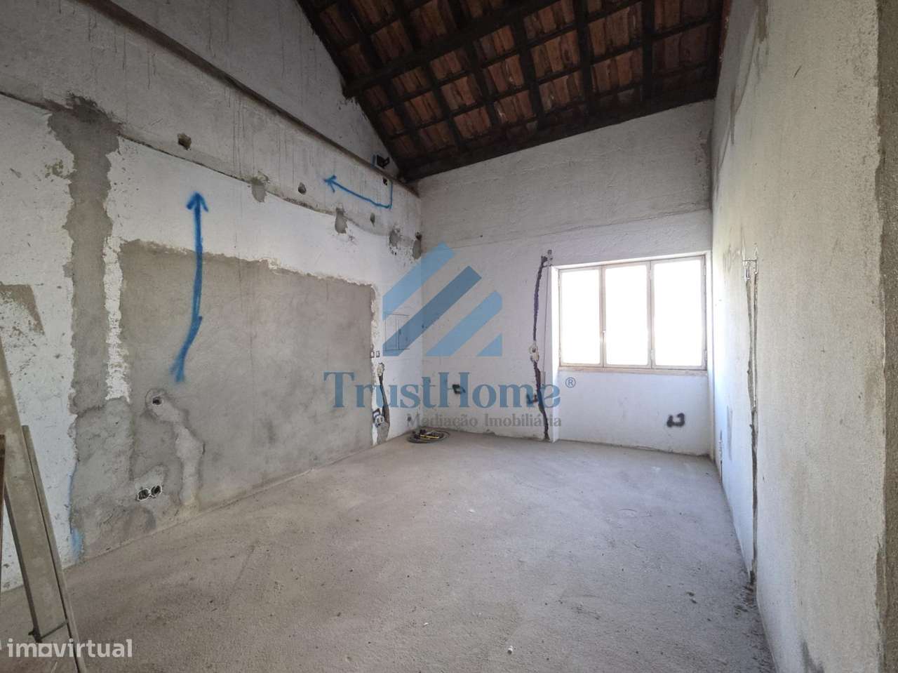 V4 para remodelação em São João da Ribeira a 13 Km de Rio Maior-44