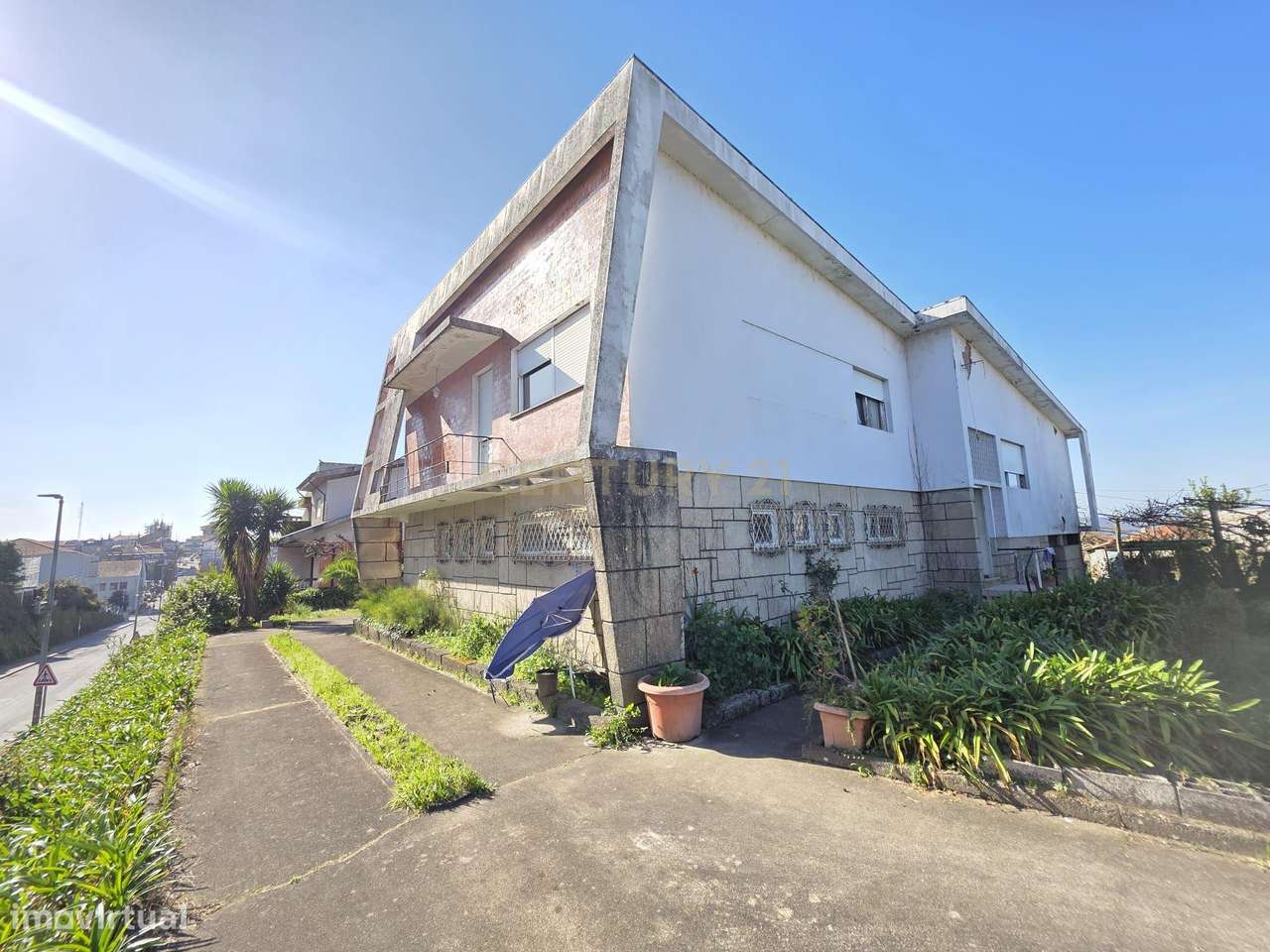 ✨ Oportunidade Única no Centro de Penafiel ✨-9