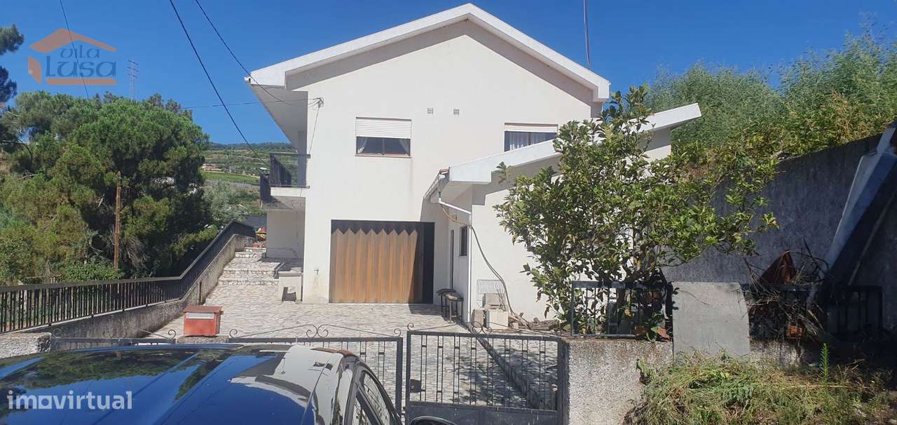 Moradia e terreno agrícola  de regadio - Grande imagem: 2/24