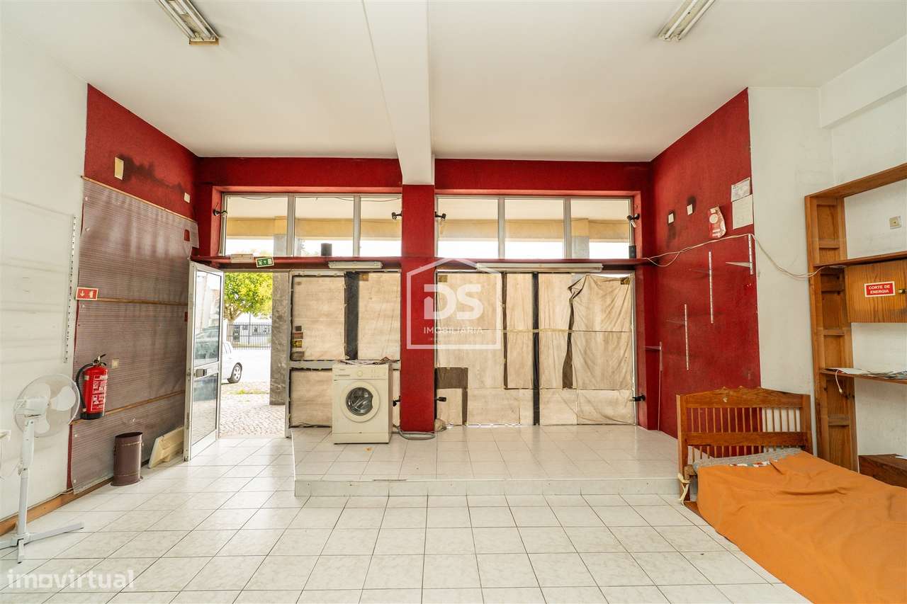 Loja  Arrendamento em Marinha Grande,Marinha Grande - Grande imagem: 4/19