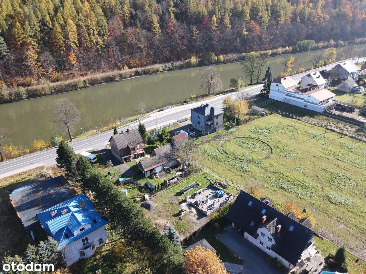 Na sprzedaż działka z rozpoczętą budową przy Jeziorze M. w Czernichów.-7