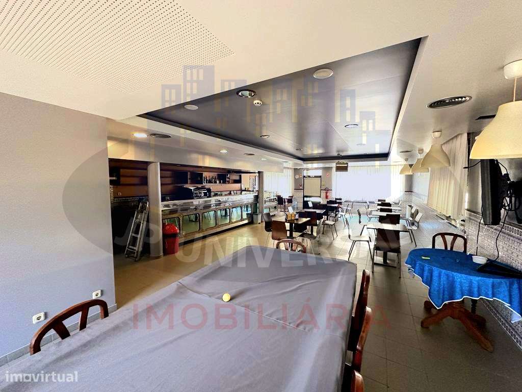 MORADIA T6 VENDA COM ESPAÇO COMERCIAL E RESIDENCIAL , A 10 MINUTOS ...-24