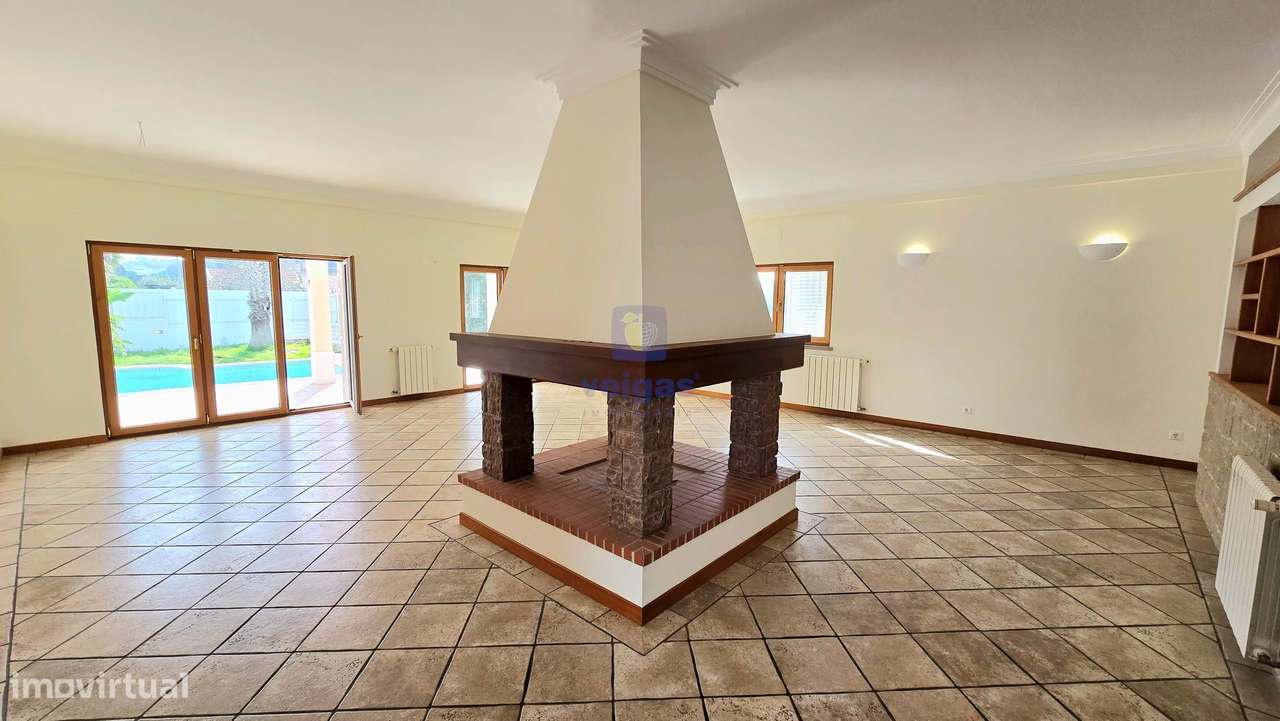 Moradia Isolada T3+2, com piscina, situada nas Caixas, Sesimbra - Grande imagem: 1/40