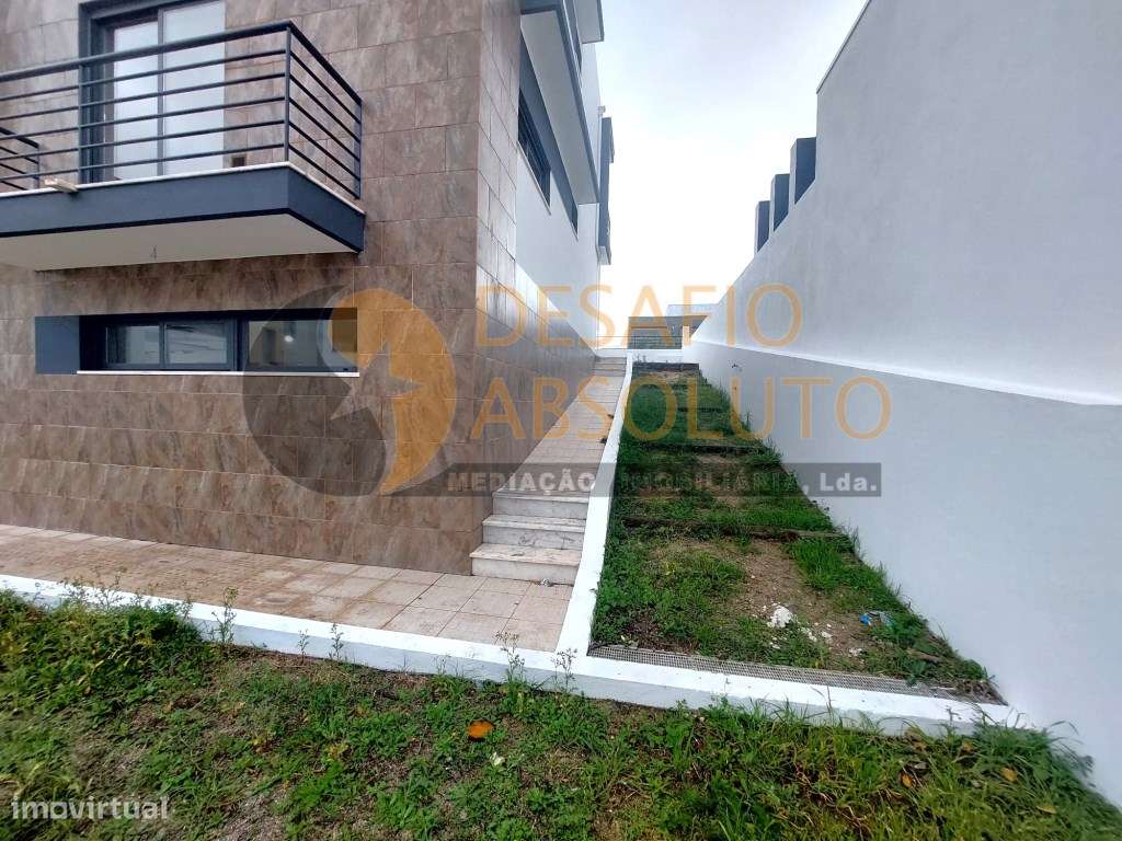 Moradia Isolada T5, boas áreas. Quinta da Alembrança - Feijó-45