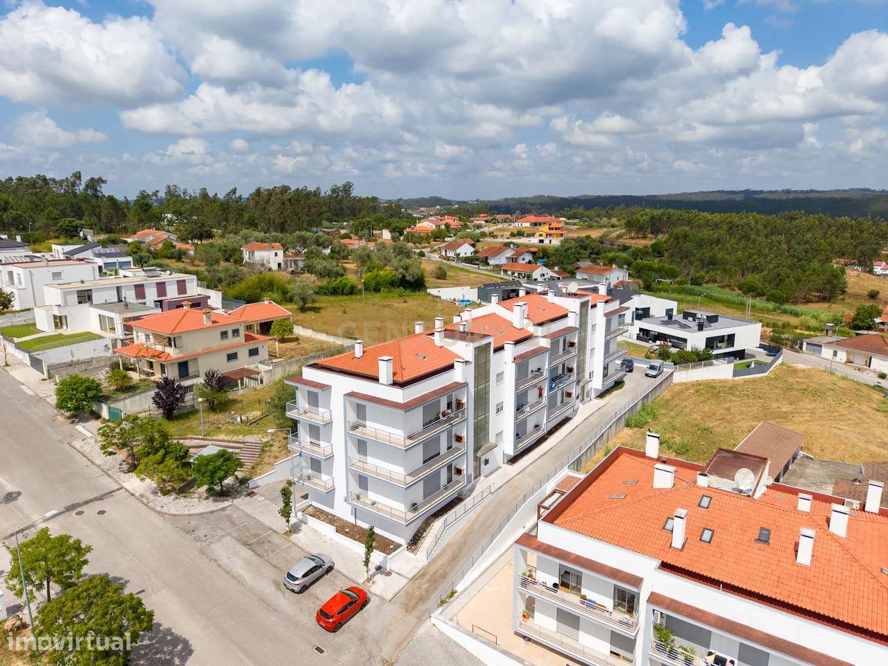Apartamento T3 de Excelência com Terraço, Garagem Box, no Louriçal - P-38