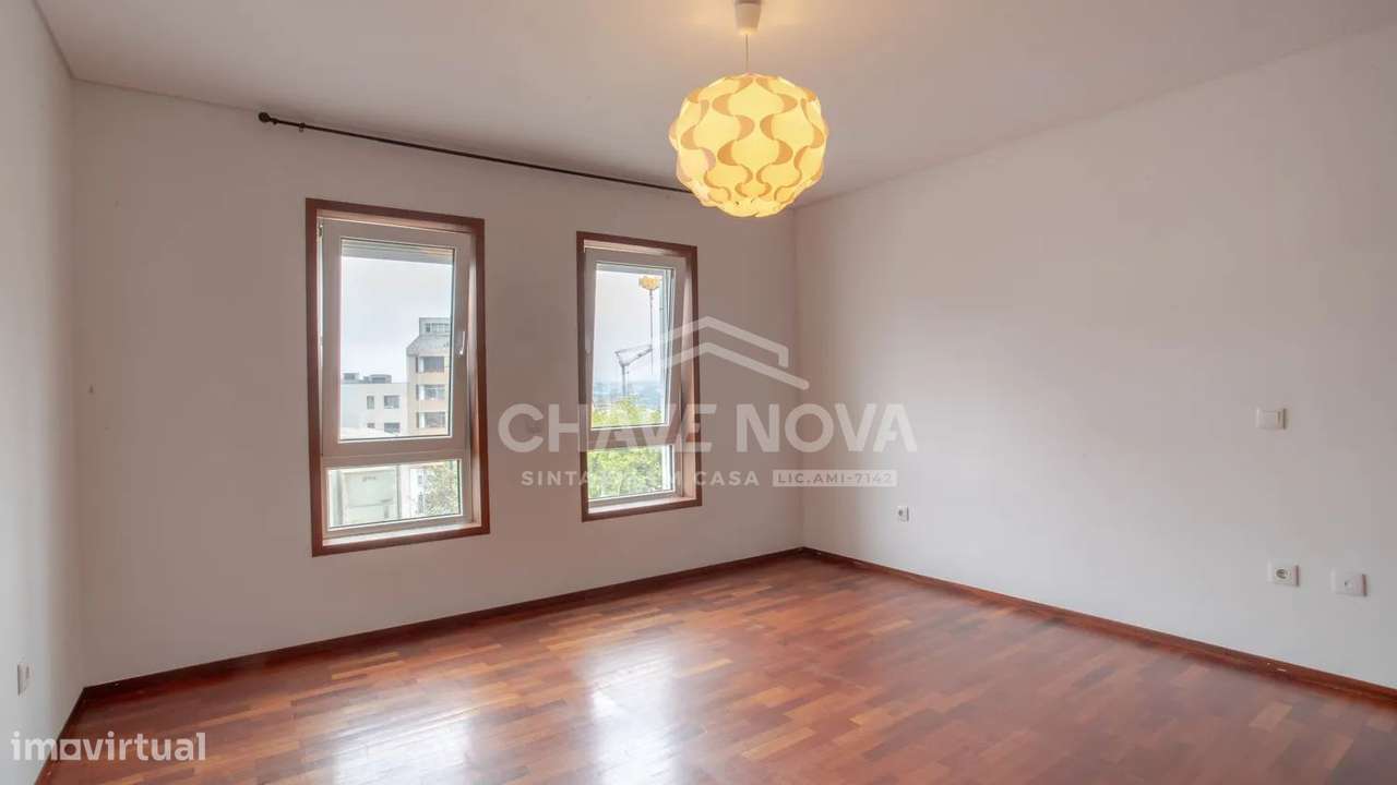 Apartamento T3 Praça das Flores - Bonfim - Porto-23