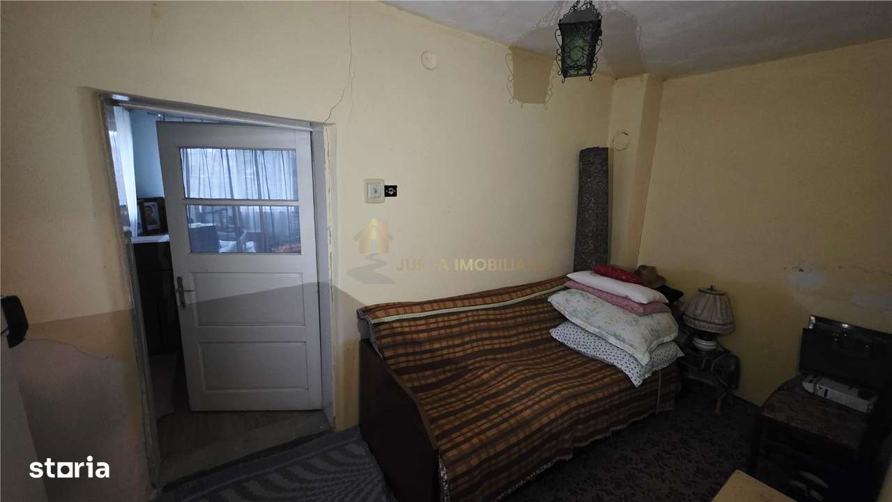 CASA 2 CAMERE 68 MP TEREN 701 MP  APAHIDA-7