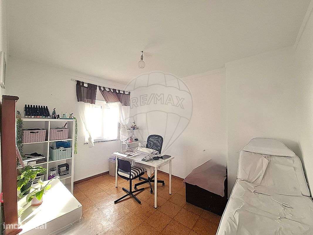 Moradia T4 para venda-6