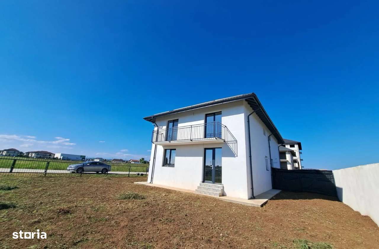 Ulmi Dâmbovița,  vânzare proprietate- casa si teren - Imagine principală: 2/14