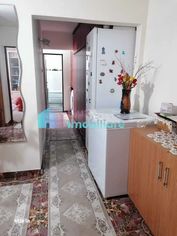 Apartament cu 3 camere in Obcini etaj 3