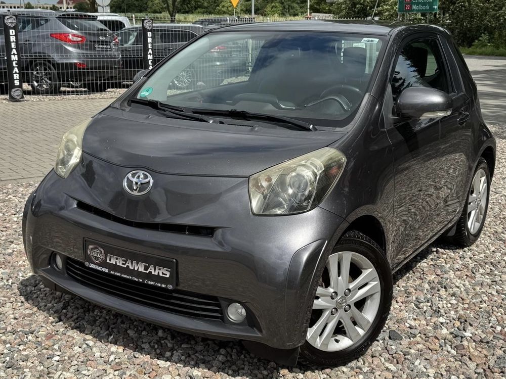 Toyota iQ 2009