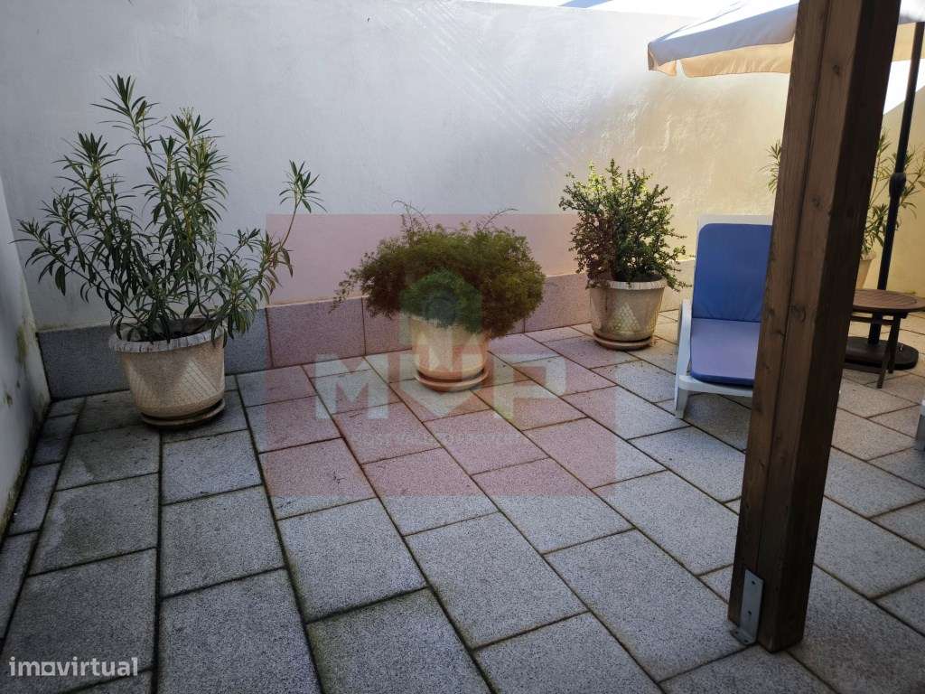 Moradia T2 no centro da Fuseta-28