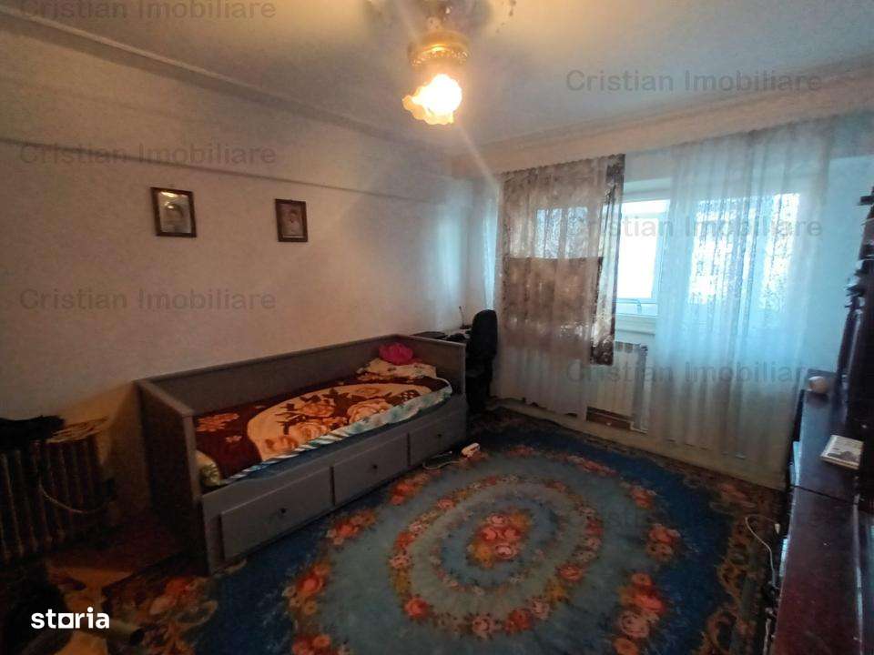 3 camere SPATIOS, etaj 2, zona Vidin - Imagine principală: 3/7