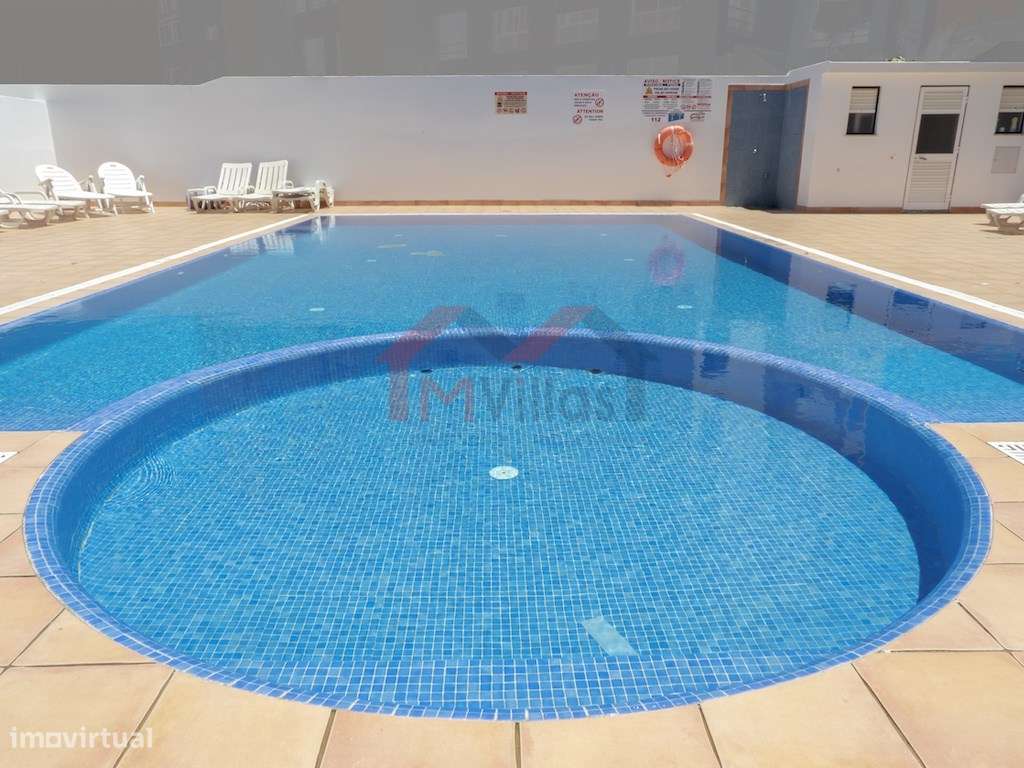 Apartamento T4 dúplex com vista mar, piscina e garagem, perto da pr...-36