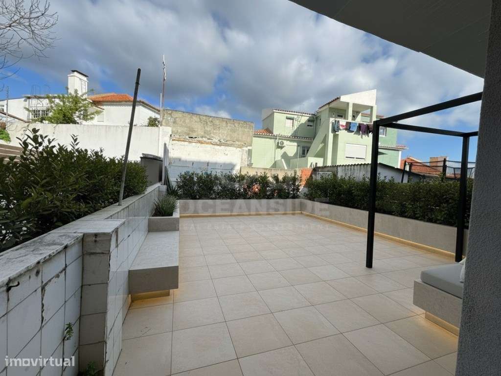 Apartamento T2 no centro de Almada-17