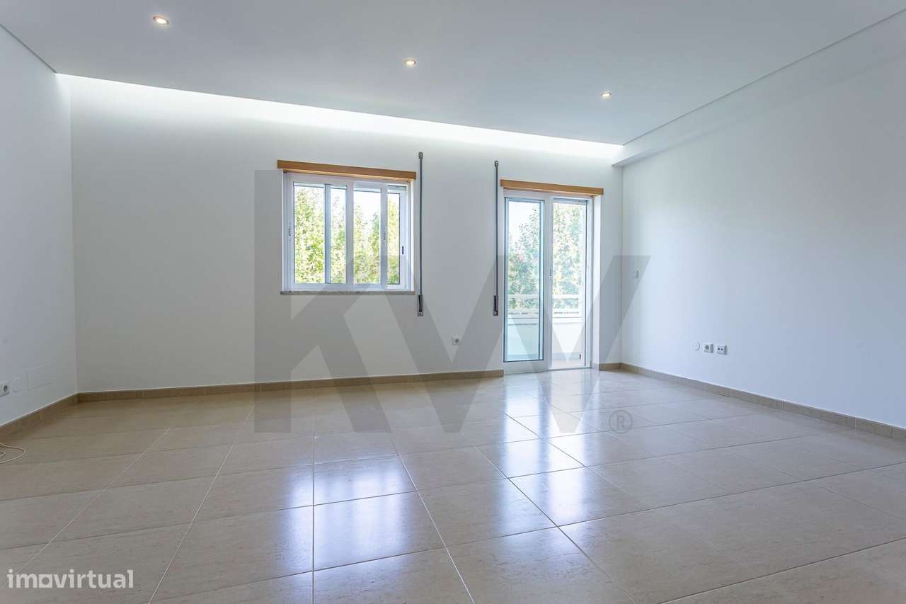 Apartamento T3 Duplex com aproveitamento superior | 5 Quartos | Garage-29