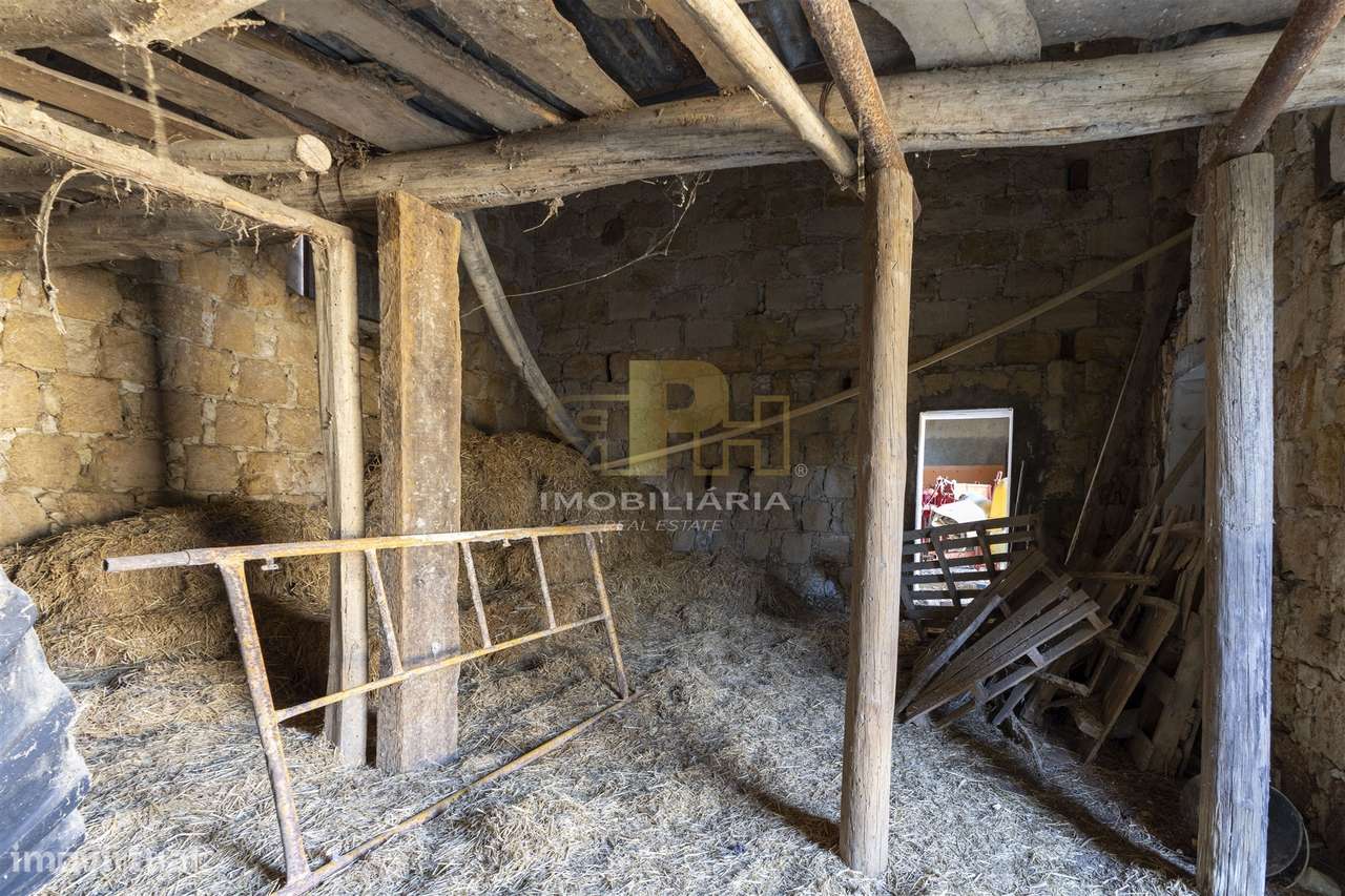 Moradia T2+1 Venda em São Vicente do Paul e Vale de Figueira,Santarém-22