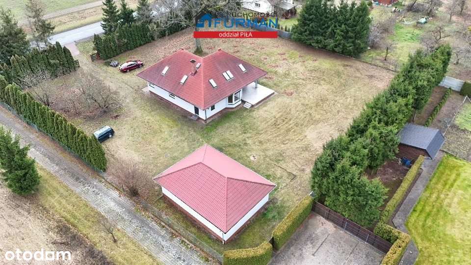 Dom wolnostojący, działka 3008m+ garaż 68m, 2 sta-2