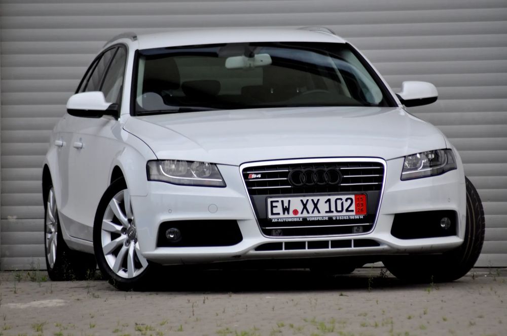 Audi A4 B8 (2007-2015) 2.0 TDI DPF Ambiente 2011