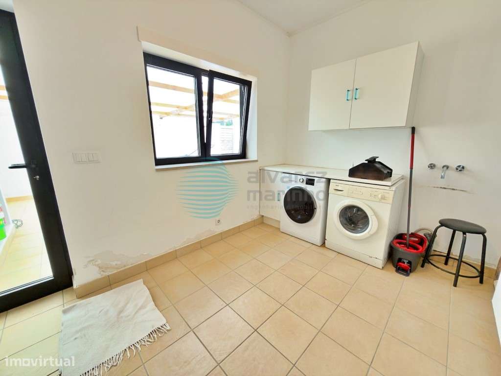 Excelente Moradia / Quinta, área de terreno com 14.600 m2, piscina ...-8