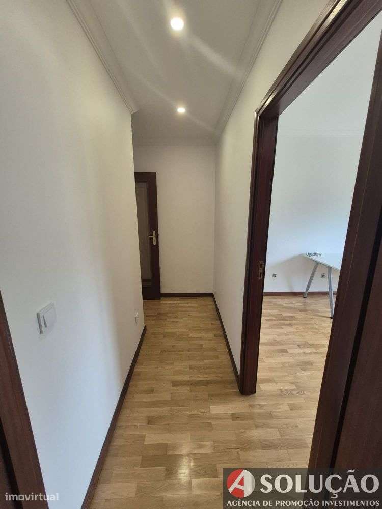 Apartamento T2 em Oliveira do Douro-10