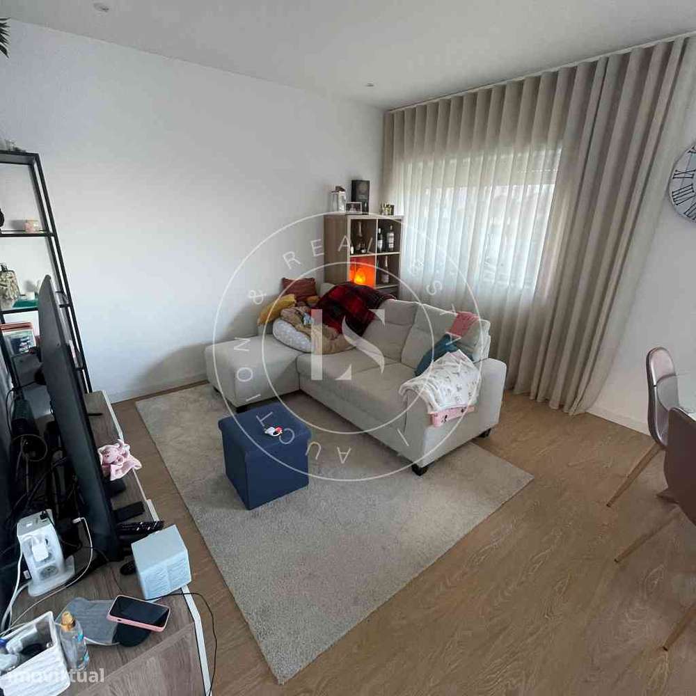 T1+1 Totalmente Remodelado — Urbanização Nortecoope, Cidade da Maia-16