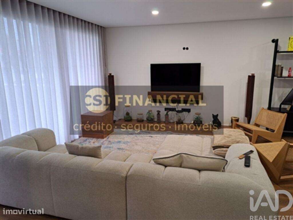 Moradia geminada T4 em Esmoriz de 400 m2 - Grande imagem: 5/21